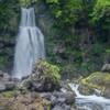 尾の島の滝　2