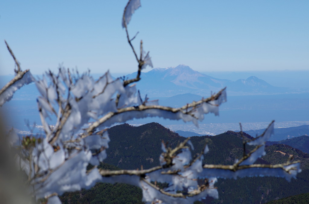 仰烏帽子山登山 氷の花(2)