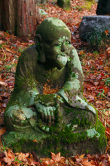 秋の石仏