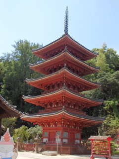 福山市明王院　国宝五重塔　