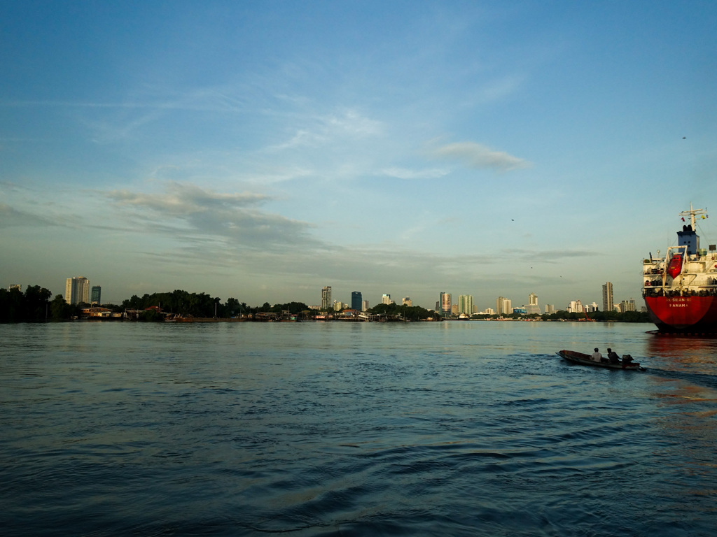 クロントーイ港