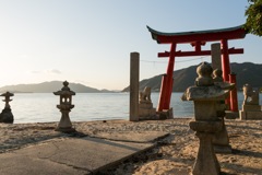 岩子島巌島神社