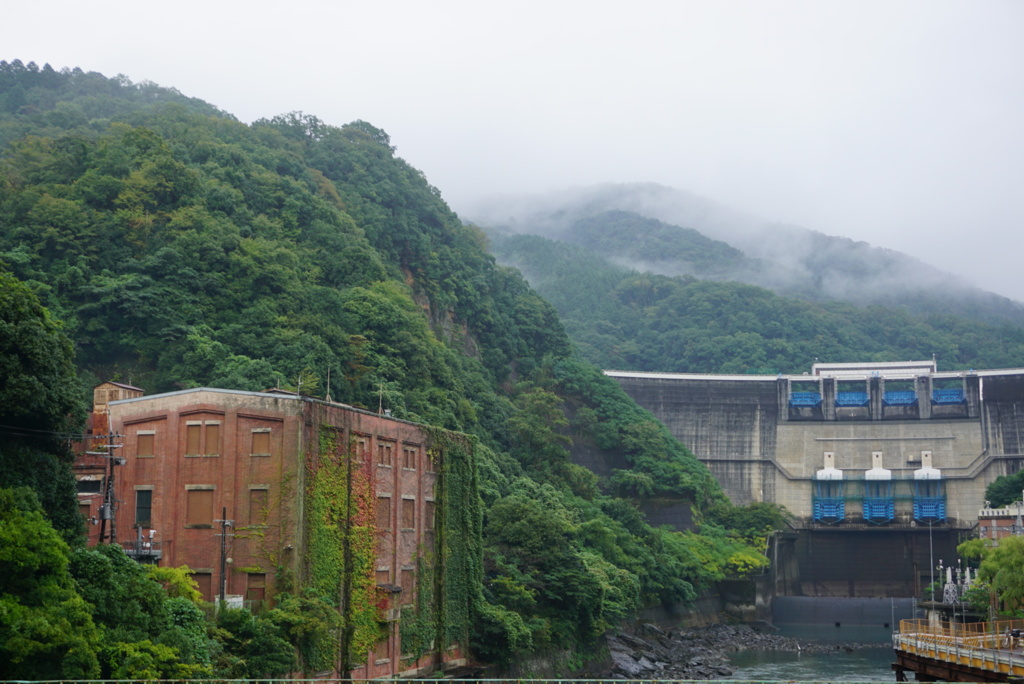 朝霧と天ケ瀬ダム