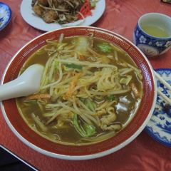カレーラーメン