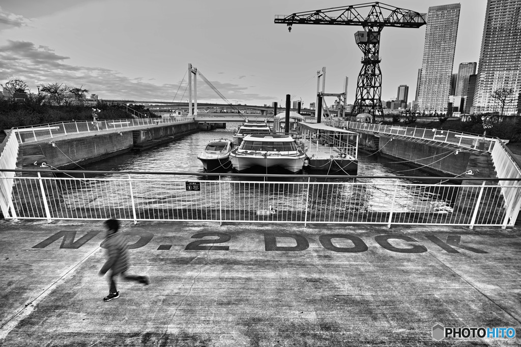 ＮＯ．2　ＤＯＣＫ！