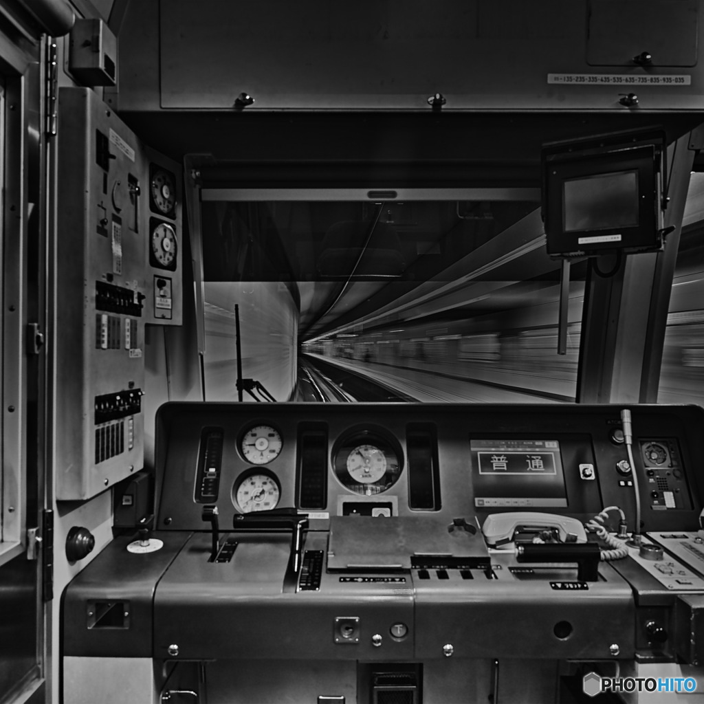 地下鉄運転席