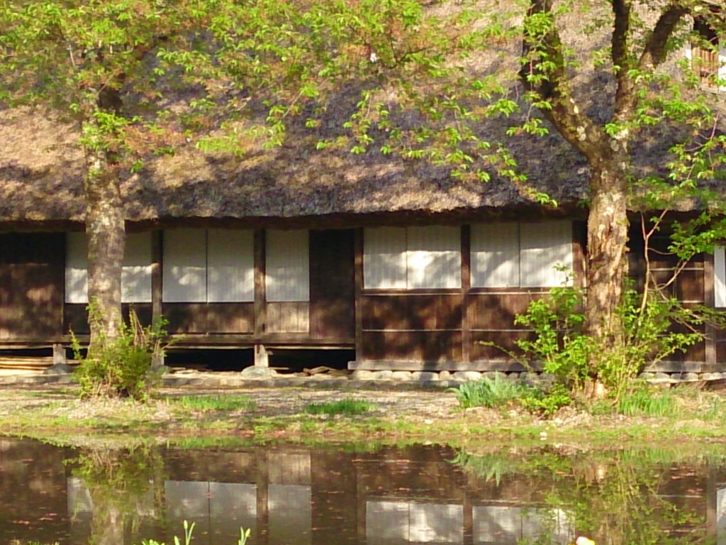 縁側のある家屋