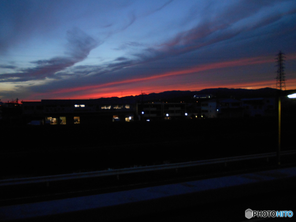 散歩途中の夕景