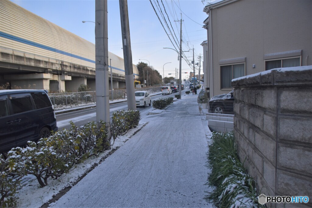 歩道はまだ