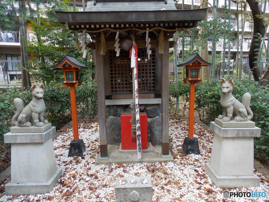 同じ神社内