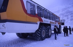 大型雪上車