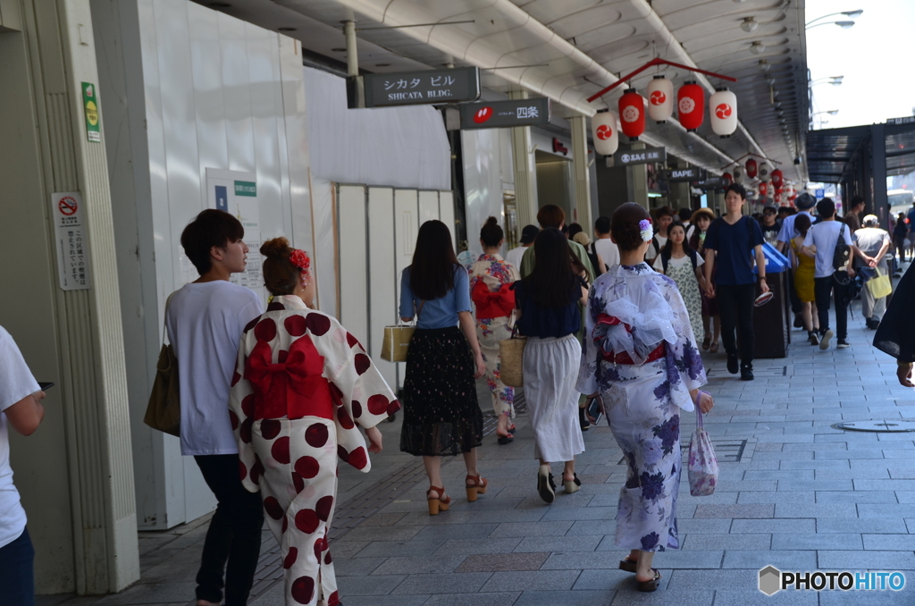 着物姿（浴衣）の人も！