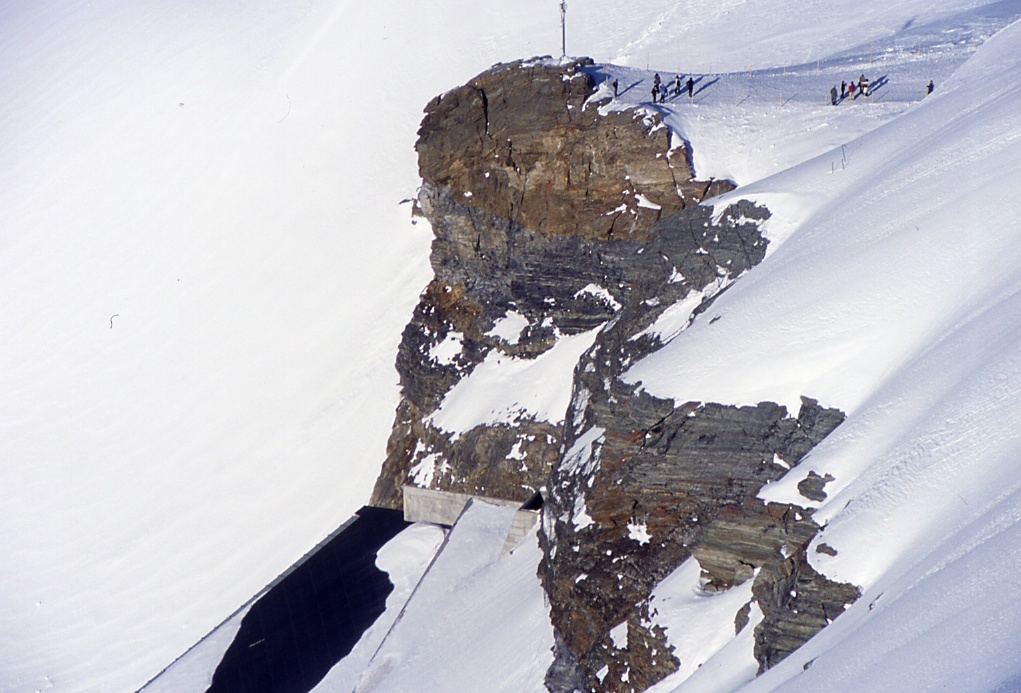 標高3454m  スイス