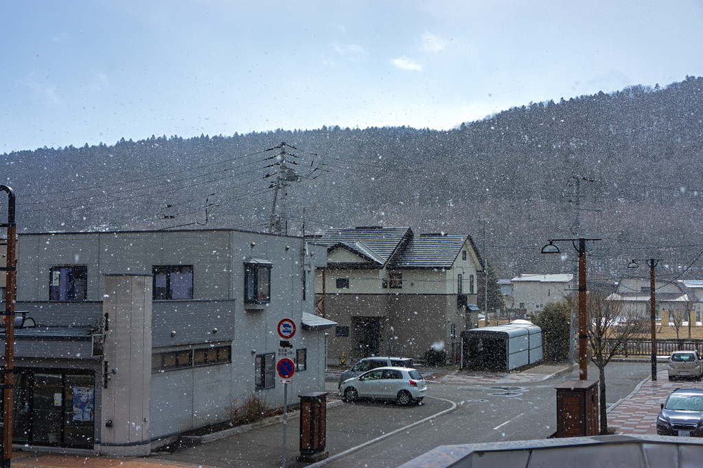 天気雪