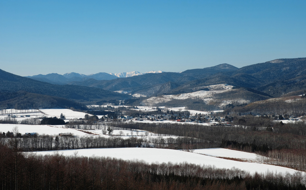 小さく見える友の家2
