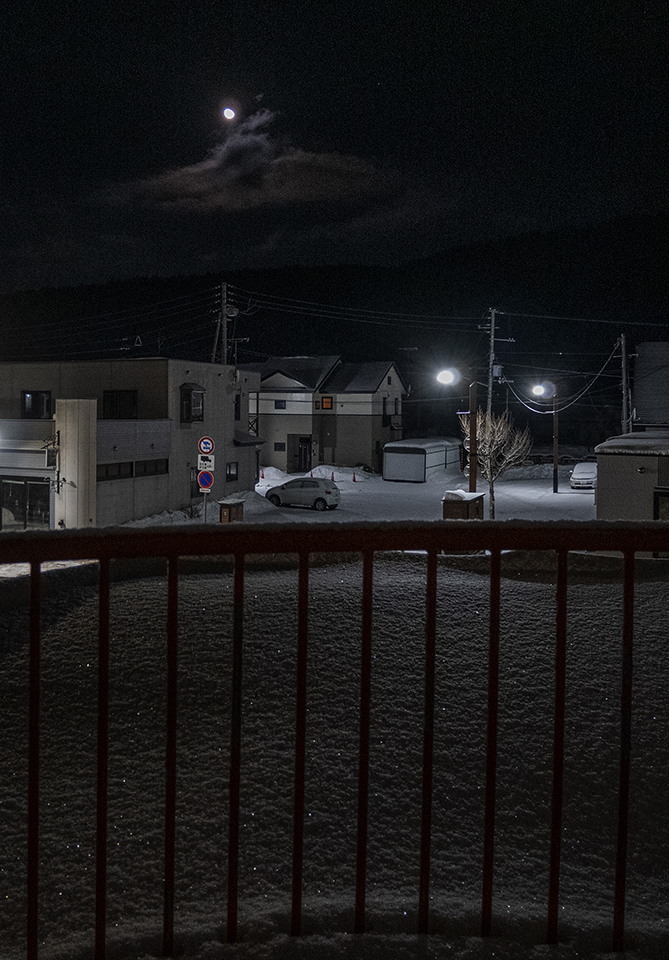 極寒去り行く宵