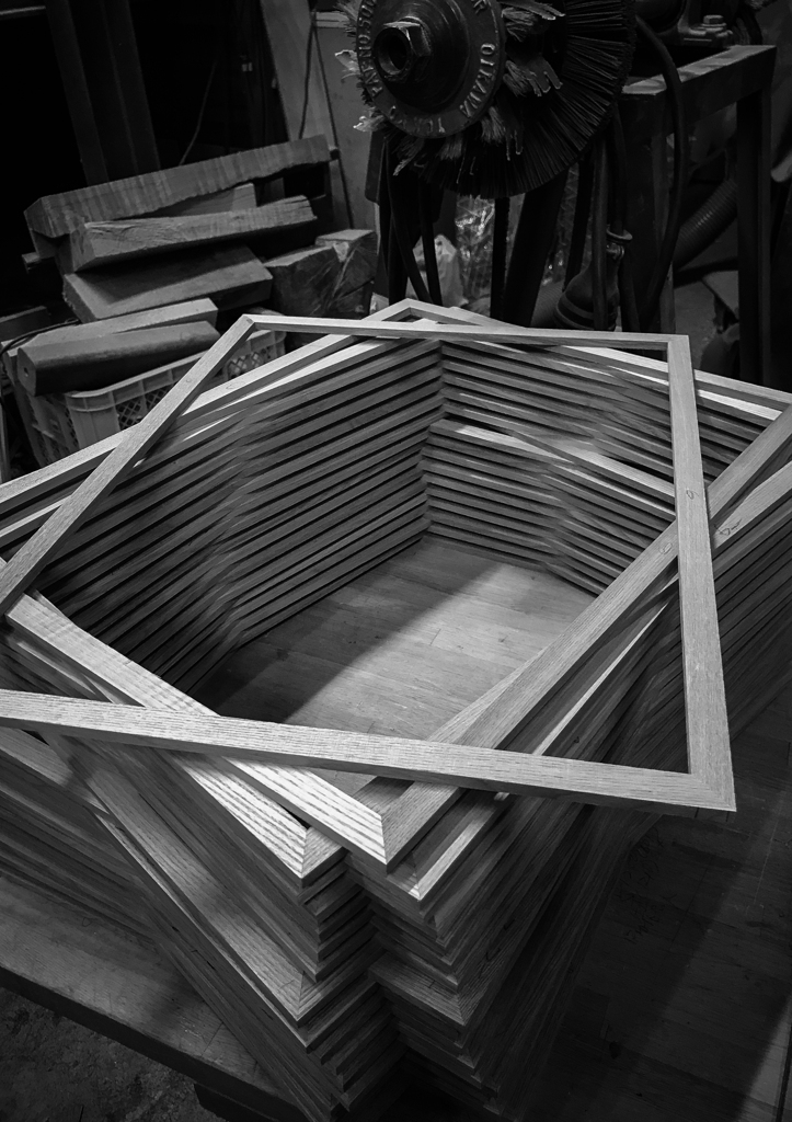 重なるフォルム