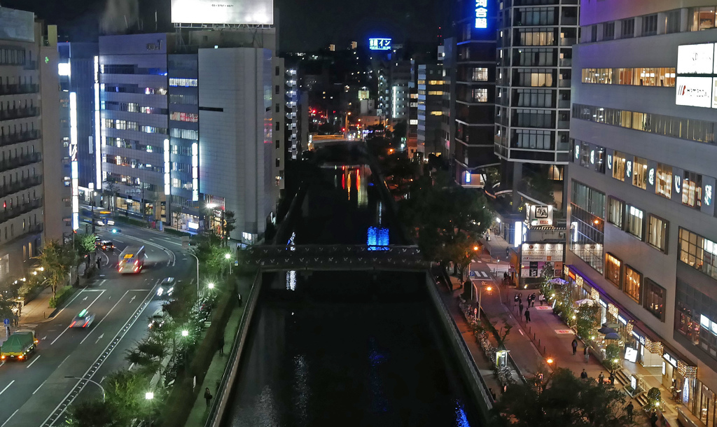 ワイドな夜景YOKOHAMA