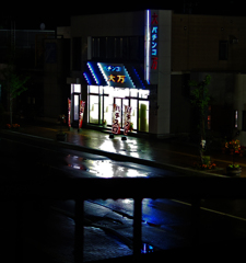 小雨降り止まず