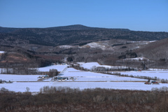 小さく見える友の家1