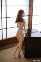 白下着
