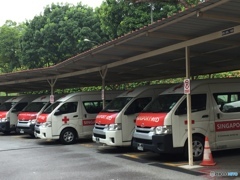 シンガポールレッドクロスの救急車
