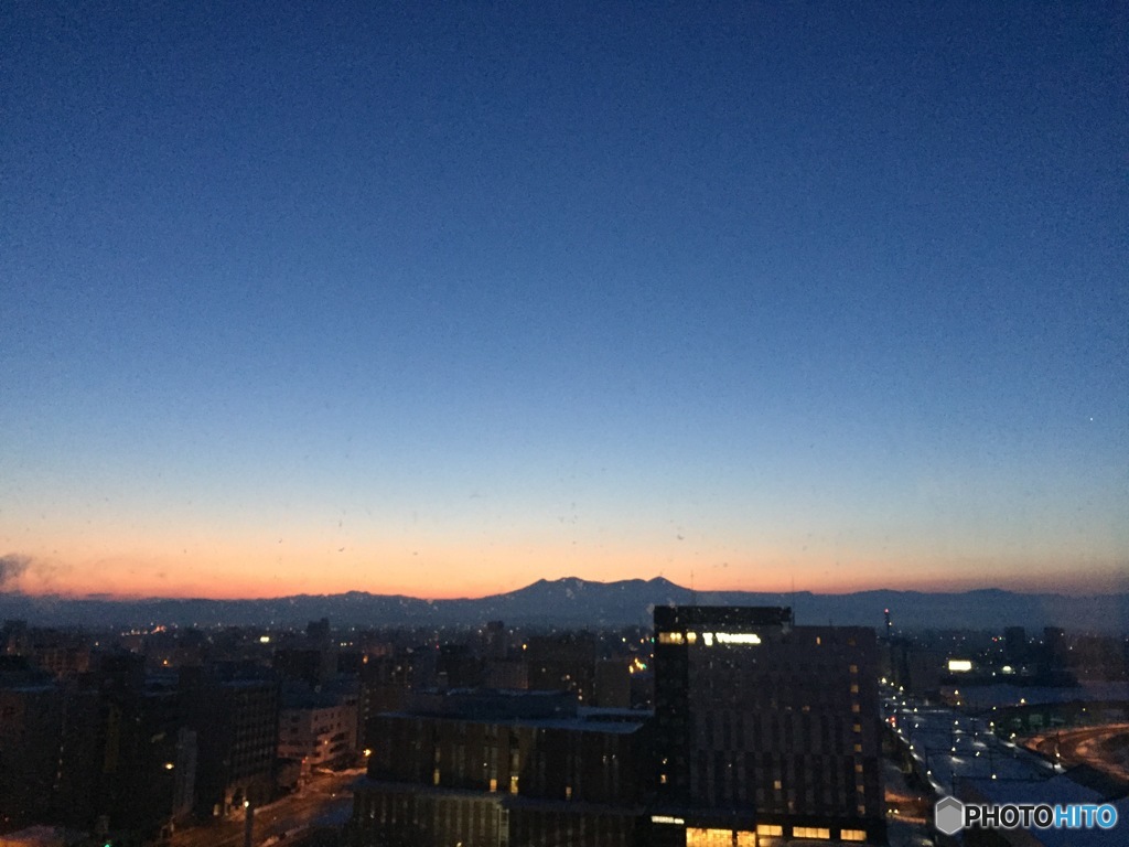 大雪の朝焼け