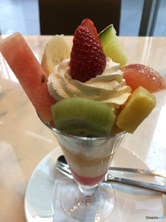 千疋屋スペシャルパフェ