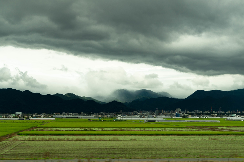 田園と雲