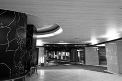 新宿を歩く...。