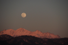 月と夕映