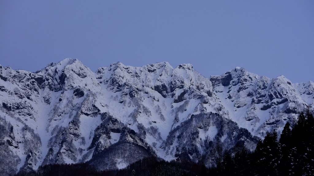 戸隠山(冬)