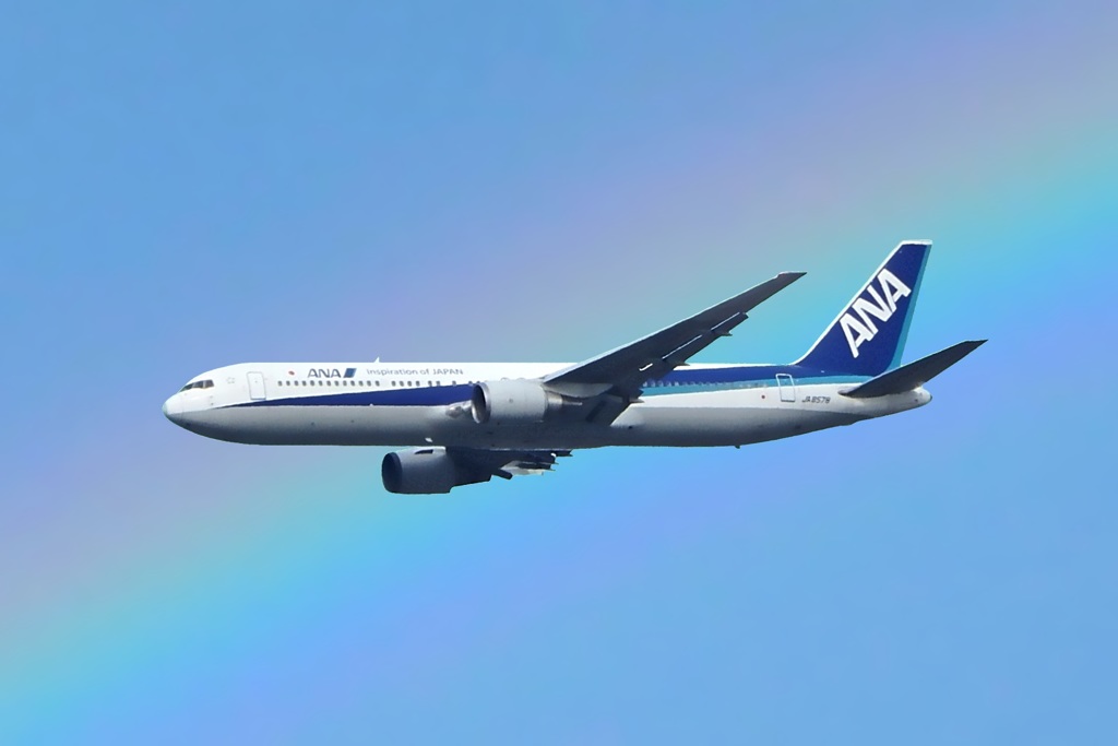 4 虹とジェット機 3 (航空関連ニュース)