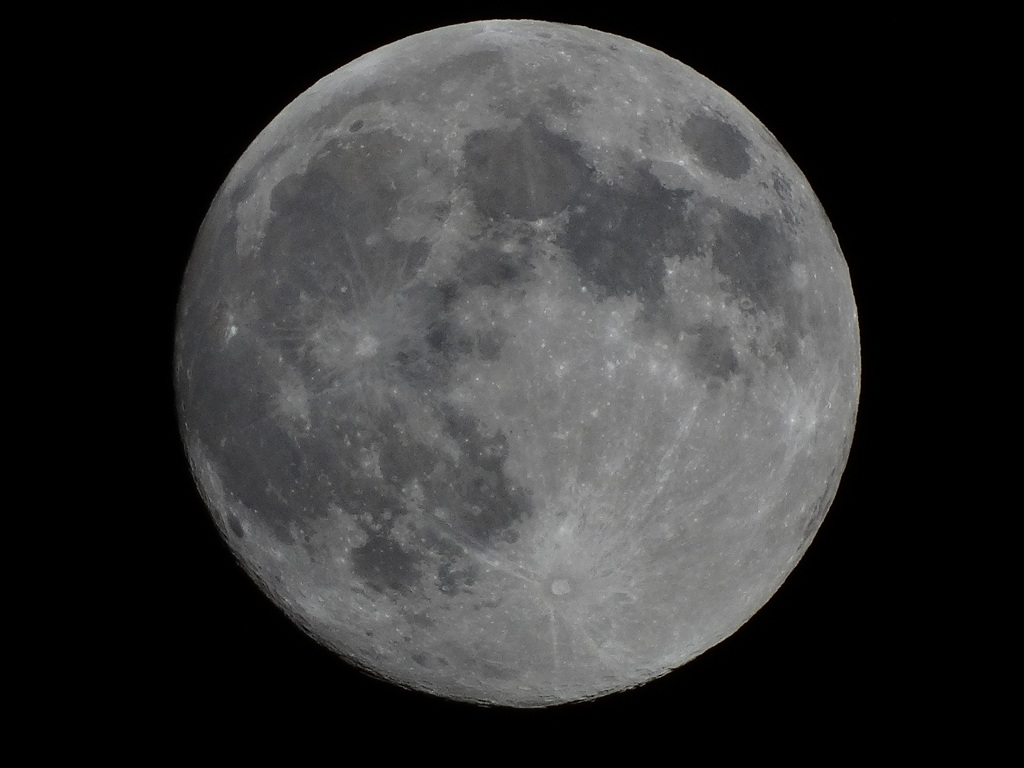 夜の月