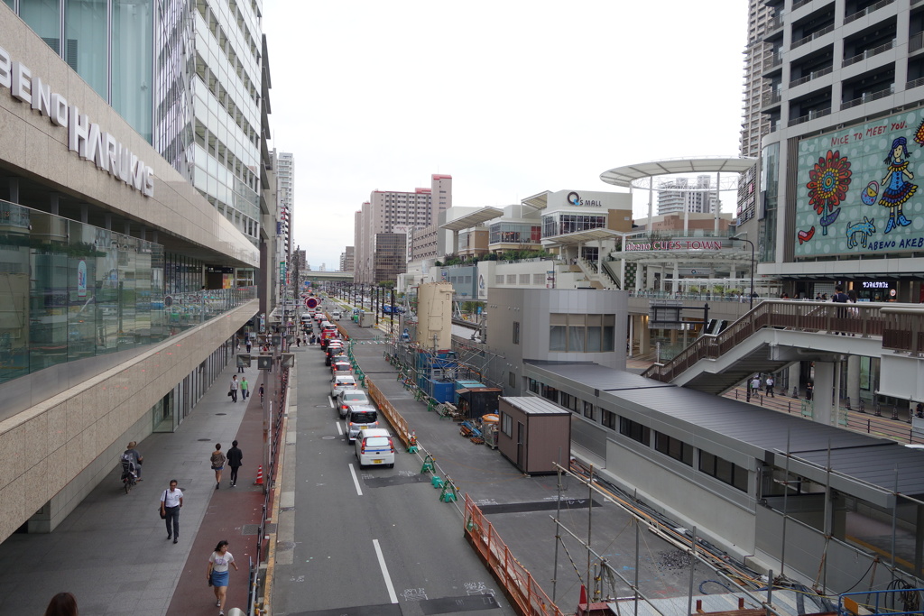2017/09/15 天王寺駅前新駅舎と旧線路撤去跡