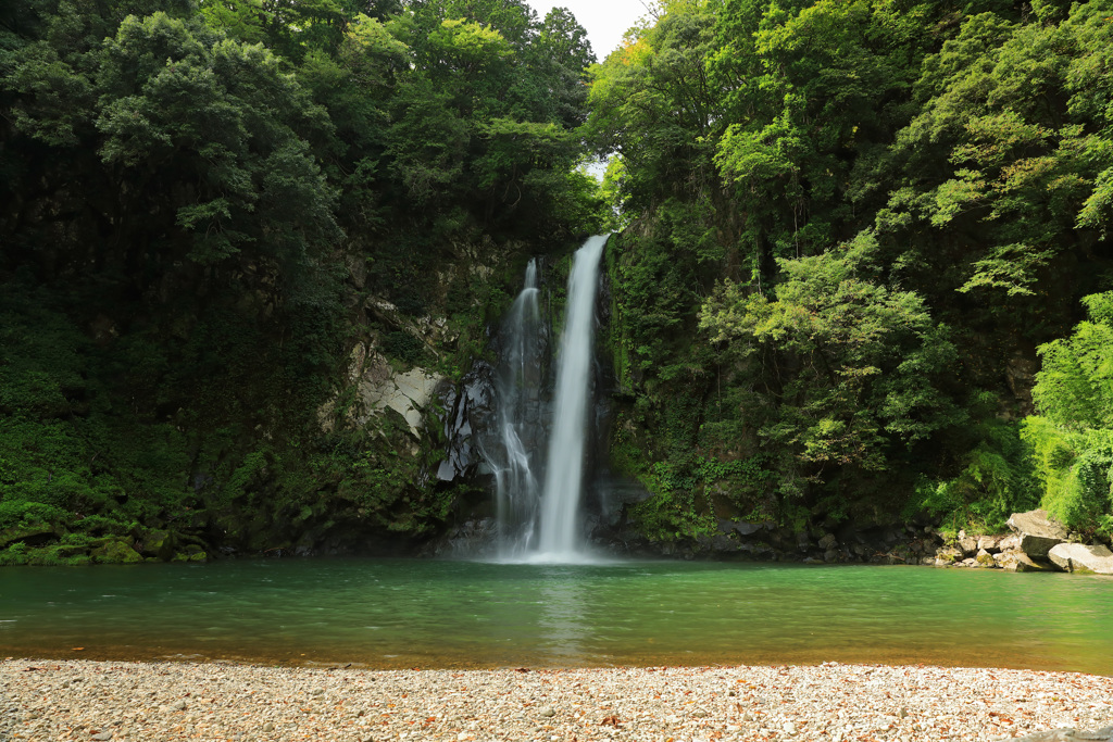 八反の滝