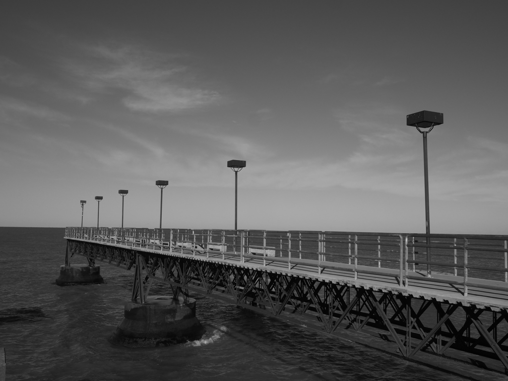 エリー湖の桟橋 １