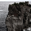 巨岩と大島