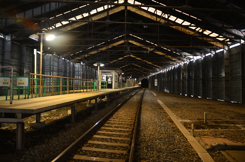 静寂の峠駅