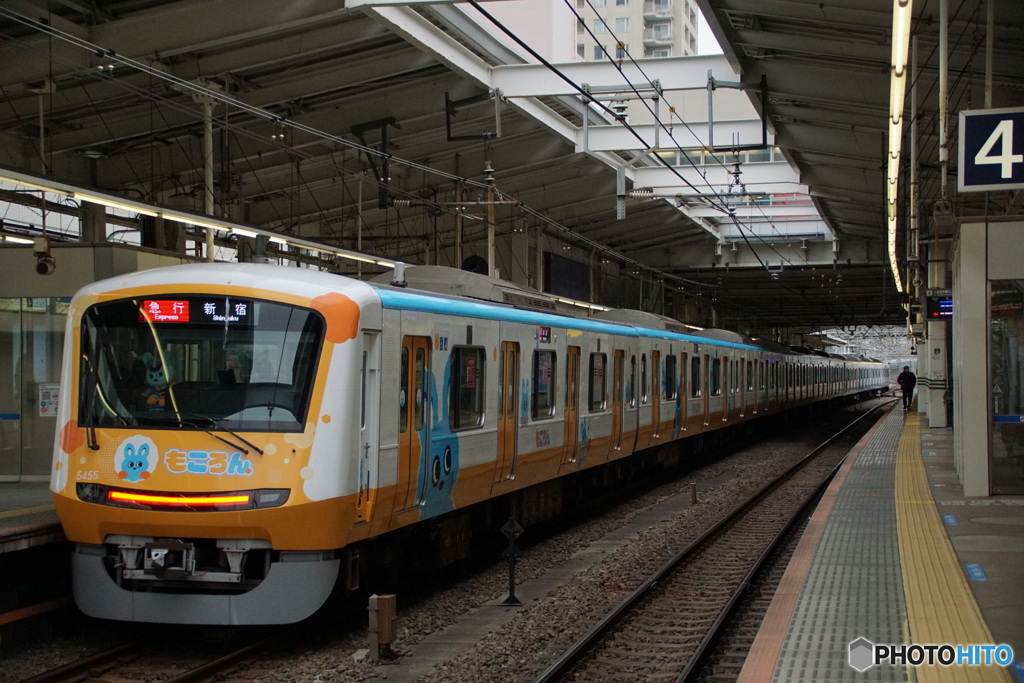 子育て支援ラッピング列車「もころん」号リアビュー！