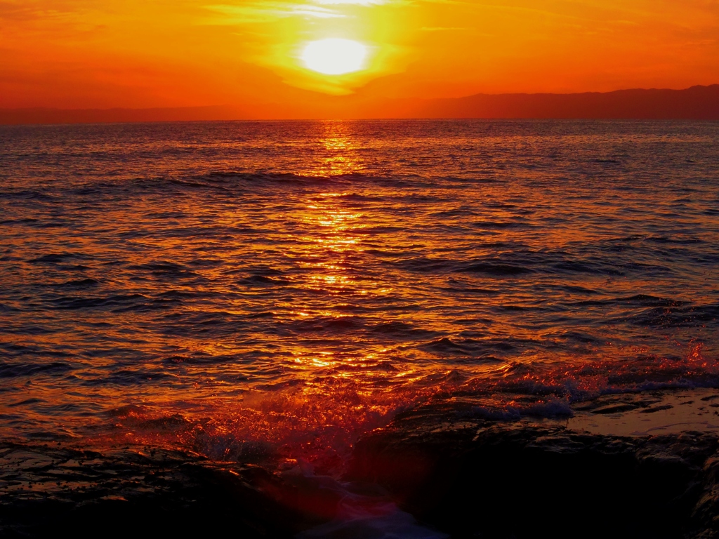 久しぶりに見る海の夕陽！