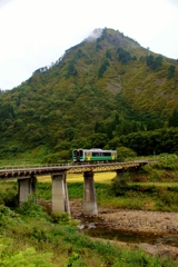 蒲生岳を背景に！