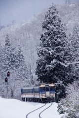 小出行き　大白川駅を後にして！