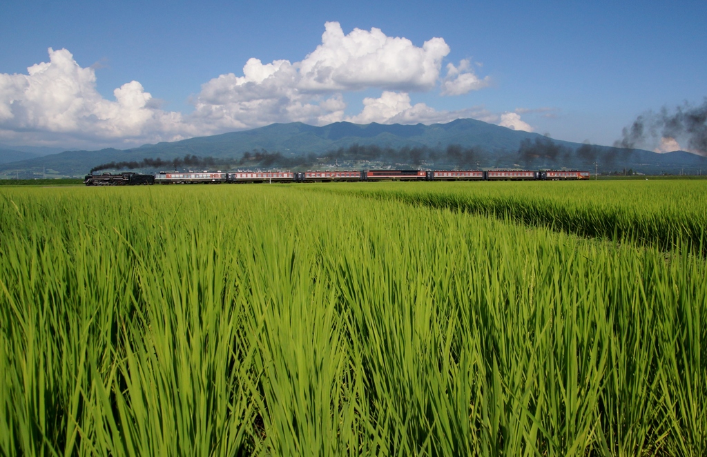 入道雲＆たなびく煙