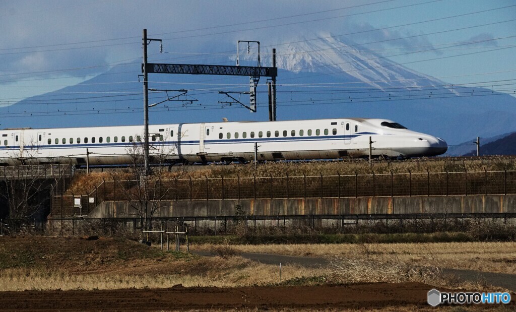 東海道新幹線と富士山！