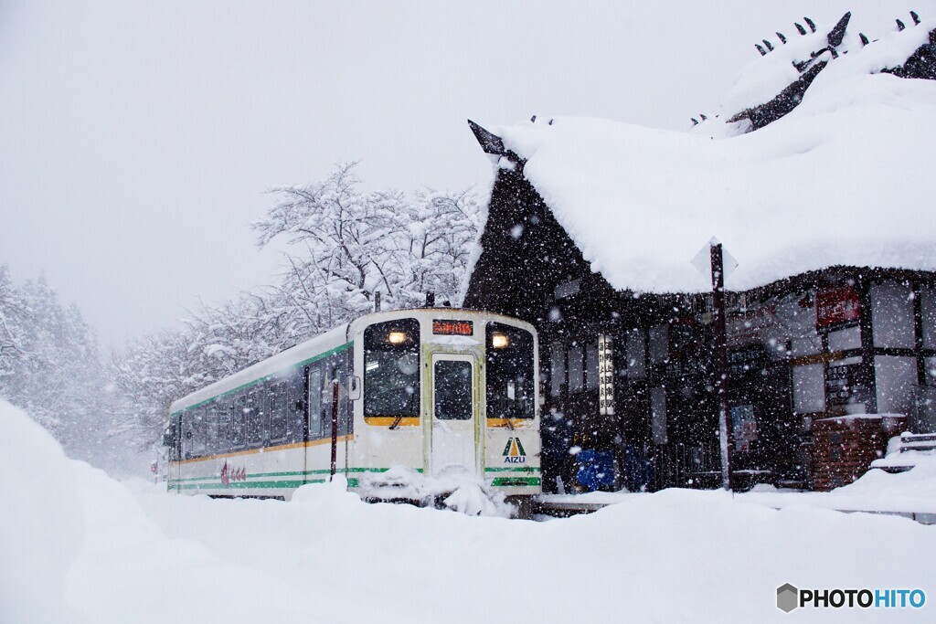 大雪の湯野上温泉駅！