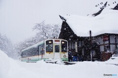 大雪の湯野上温泉駅！