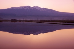 鳥海山麓の夜明け