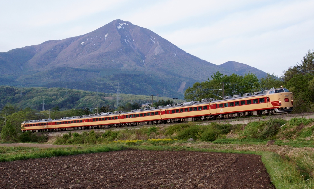 磐梯山＆485系電車！
