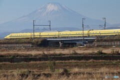 ドクターイエローと富士山partⅠ